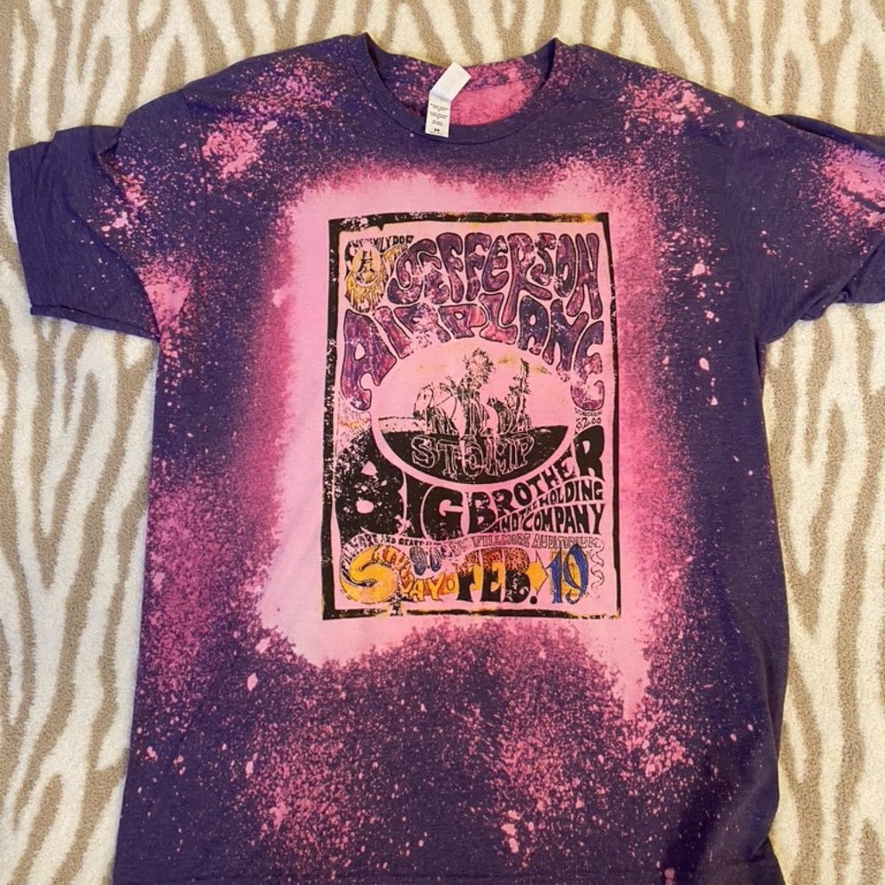 Graphic Band Tee